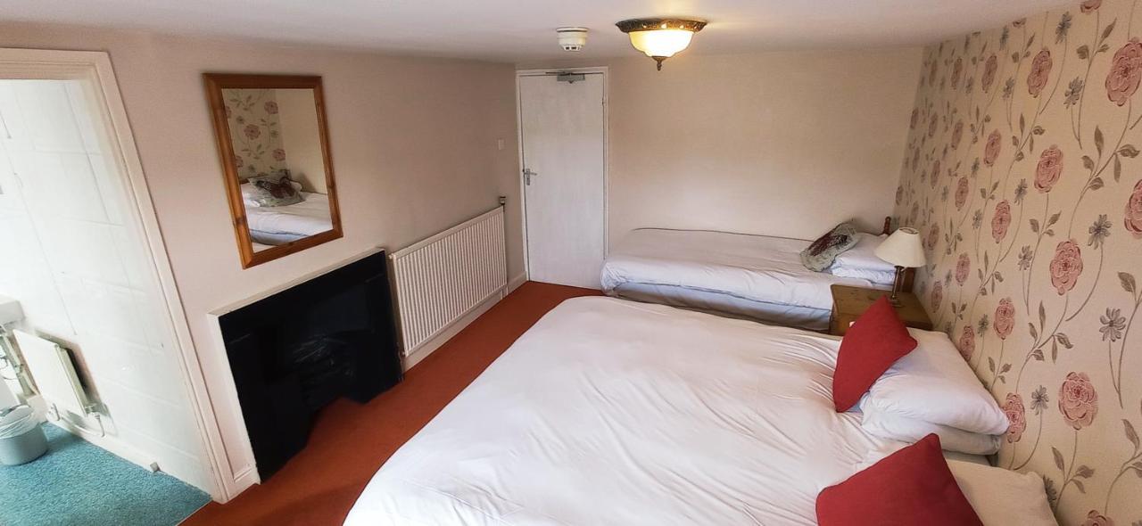 Kings Arms Hotel Holme  Extérieur photo